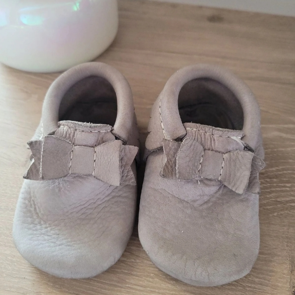 Freshly Picked Bow Moccasins